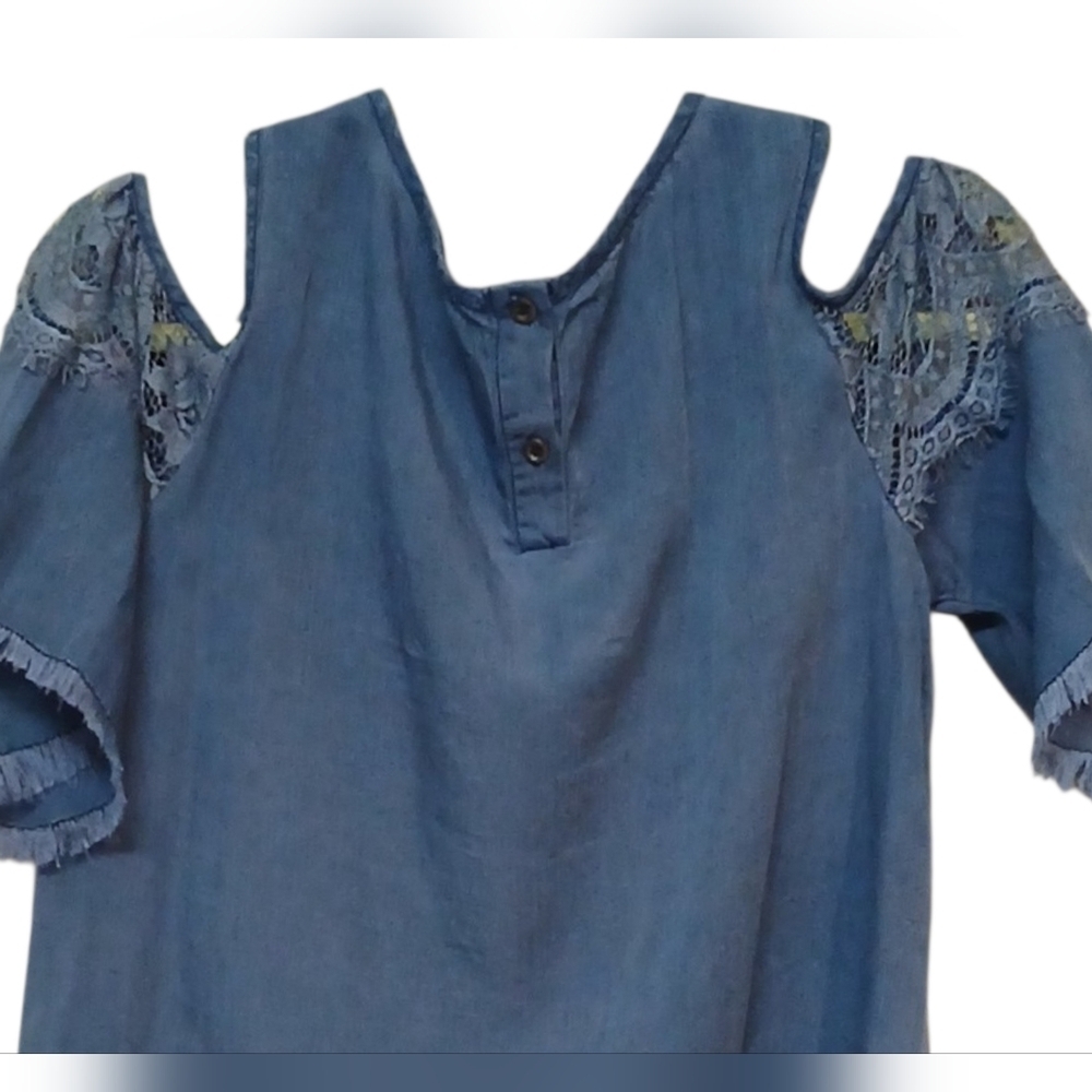 KUT- NWOT Blue Cold Shoulder Blouse W/Fringe Along Hem & Sleeve, Matching Lace. - Picture 5 of 10